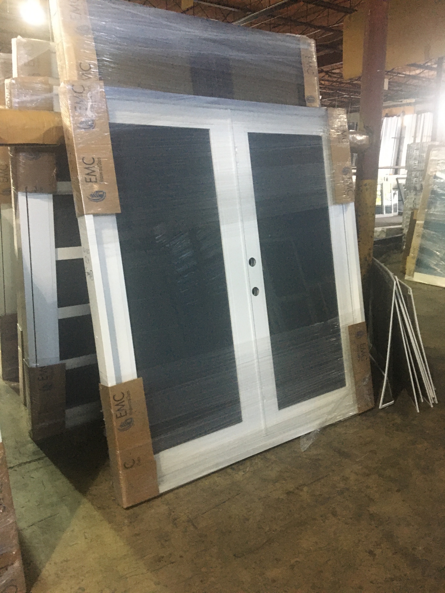 Puerta doble de impacto con cristal 7/16" certificada NOA Florida - Sanchez Impact 3